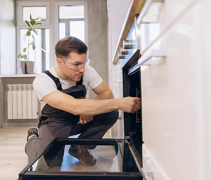 Why Fall River Bakers Rely on Fall River Appliance Pro for Every Electric Oven Fix?