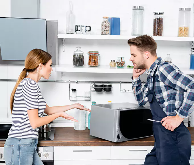 Why Fall River Homeowners Trust Fall River Appliance Pro for Every Microwave Fix?